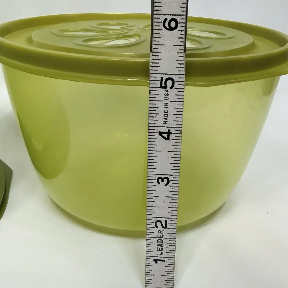 Set 2 Vintage Rubbermaid Storage Nesting Bowls Daisy Lids Avocado Green 12 Cup